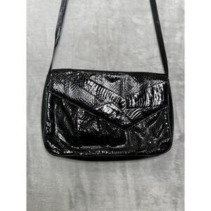 Vintage J Renee Shoulder Bag Womens Black Faux Snakeskin Purse Hong Kong 80s